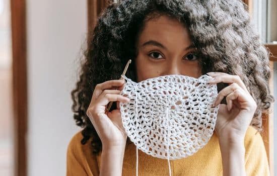 Aprende a hacer crochet sin salir de casa