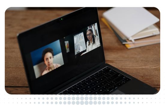 Szia szépségem! Vidám társat keresek